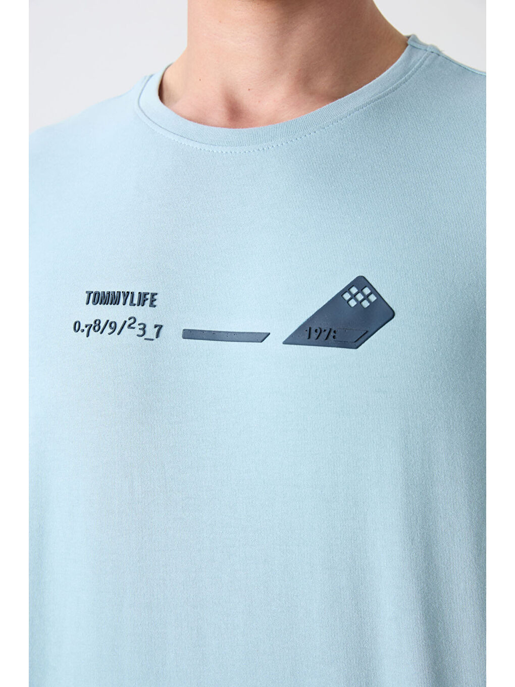 Açık Mavi Pamuklu Kalın Yumuşak Dokulu Oversize Fit Baskılı Erkek Tişört - 88330-2