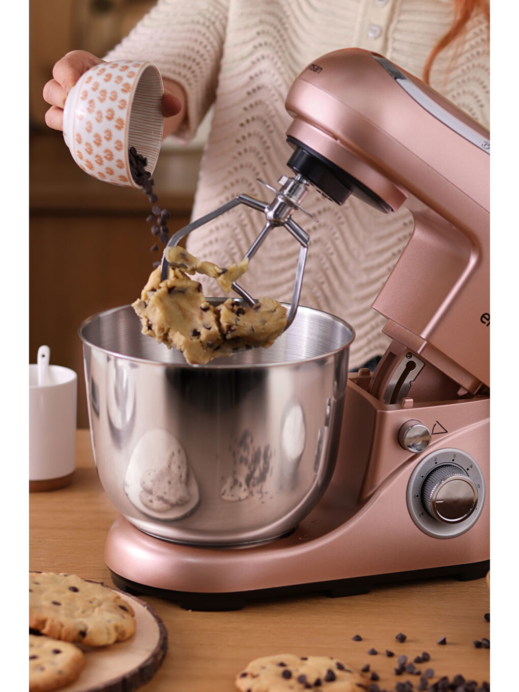 Bella Gusto Golden Pink Hamur Yoğurma Makinesi 1300W 5L-2