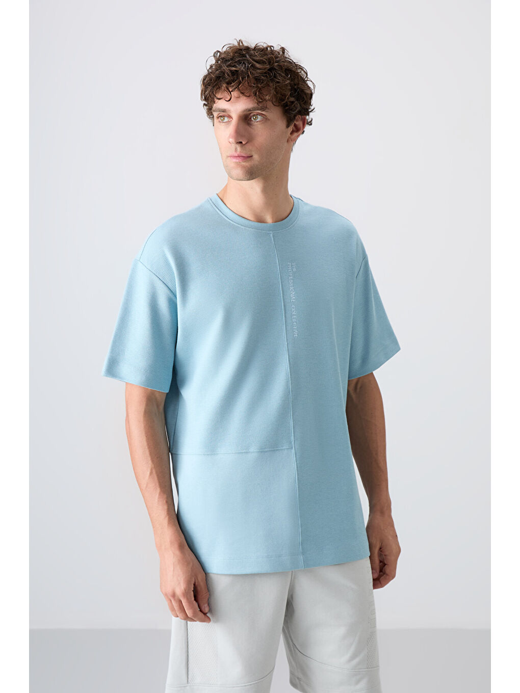 Açık Mavi Pamuklu Kalın Yüzeyi Dokulu Oversize Fit Basic Erkek Tişört - 88337-1