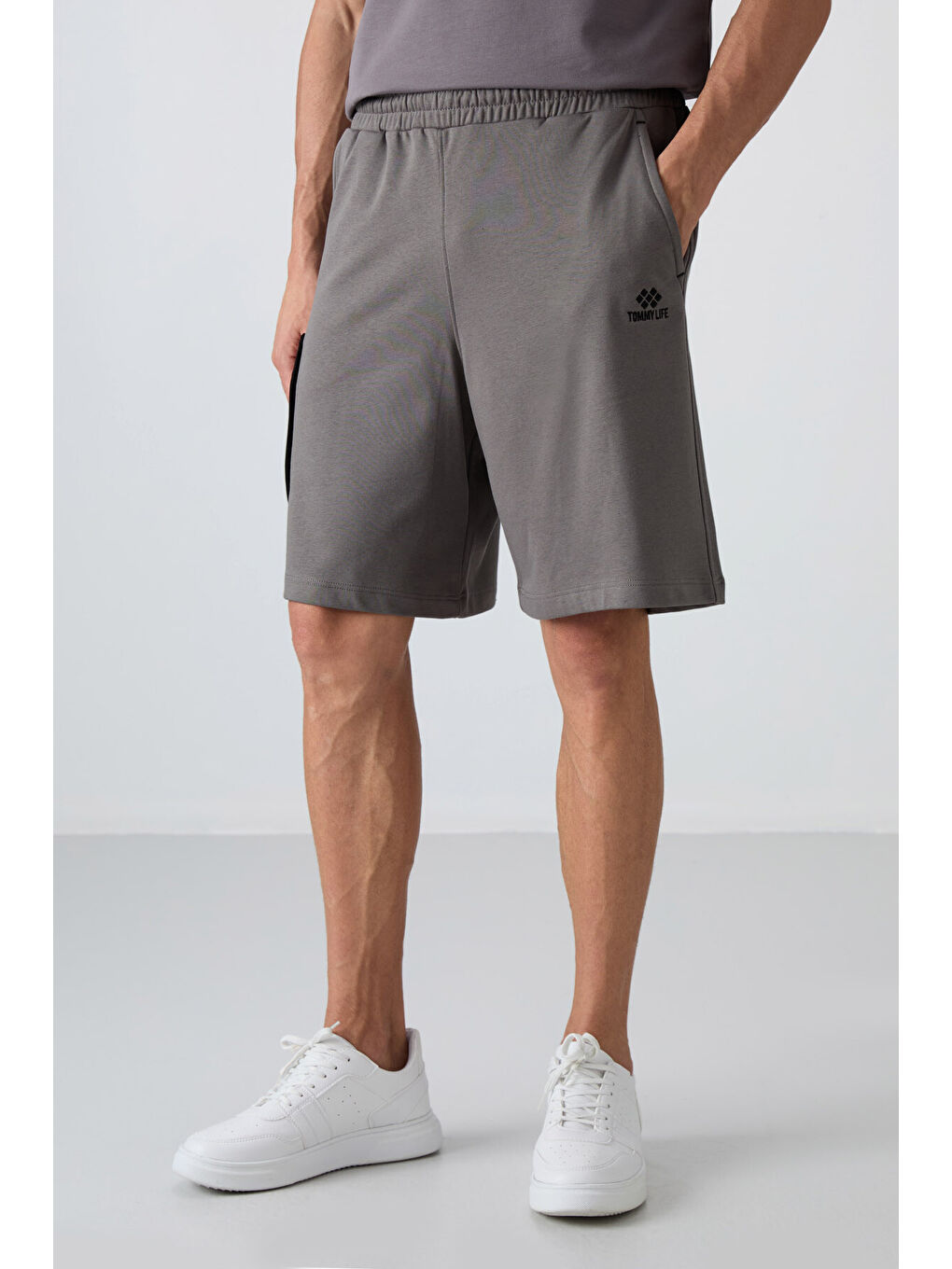 Koyu Gri Pamuklu Kalın Yumuşak Dokulu Comfort Fit Baskılı Erkek Şort - 81266-2