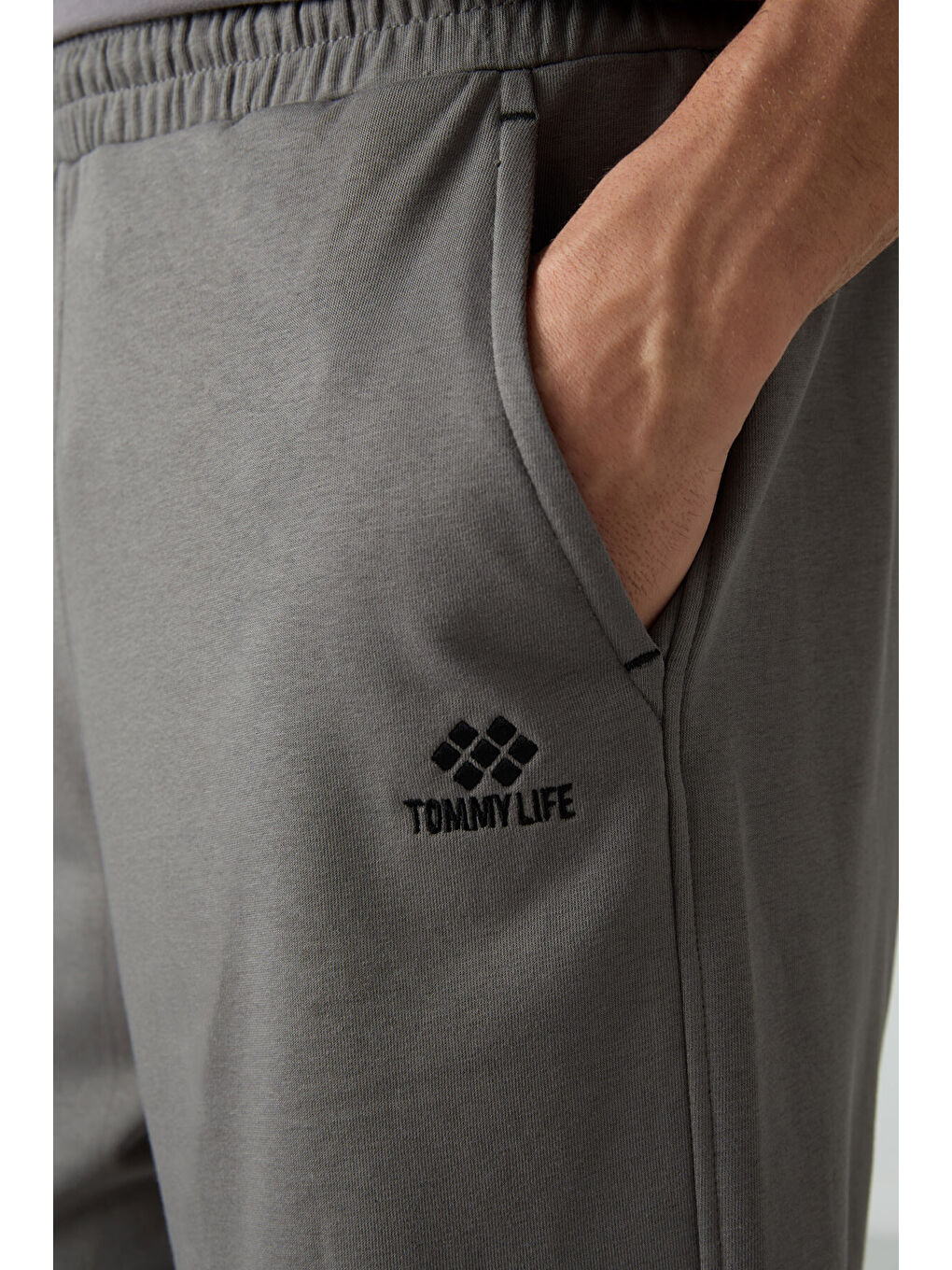 Koyu Gri Pamuklu Kalın Yumuşak Dokulu Comfort Fit Baskılı Erkek Şort - 81266-4