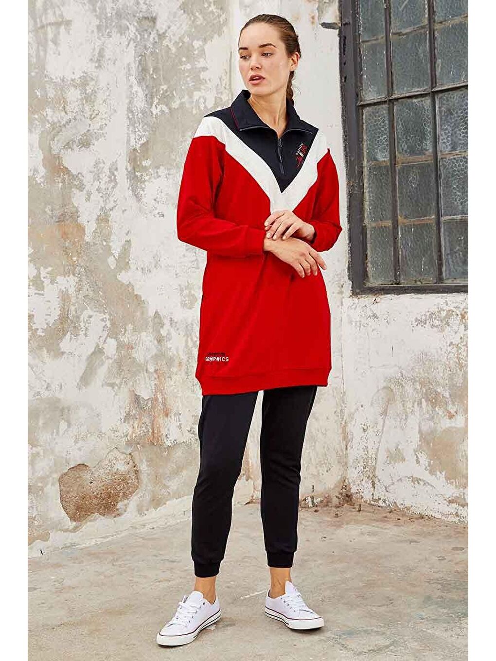 Kırmızı - Lacivert Dik Yaka Yarım Fermuar Rahat Form Jogger Kadın Eşofman Tunik Takım - 95234-3