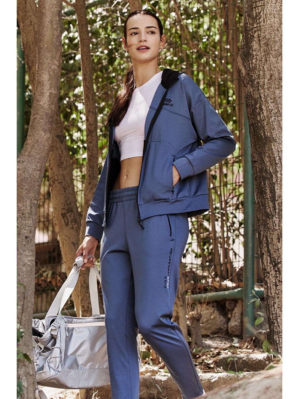 Petrol Kapüşonlu Gizli Cep Detaylı Standart Kalıp Kadın Eşofman Takımı - 95306