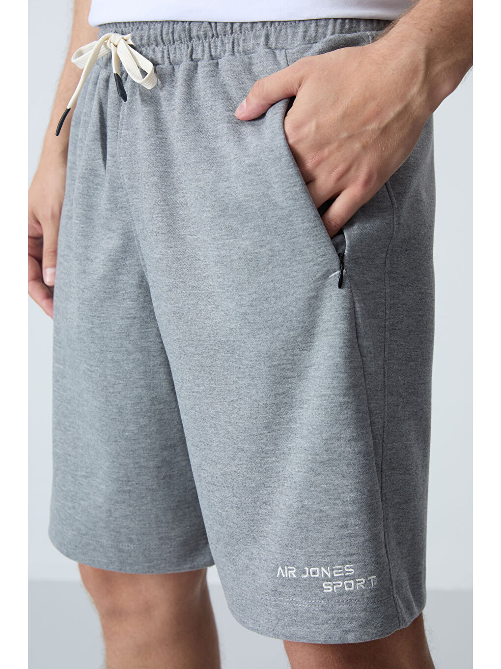 Gri Melanj Pamuklu Kalın Yumuşak Dokulu Standart Fit Basic Erkek Şort  - 81276-2