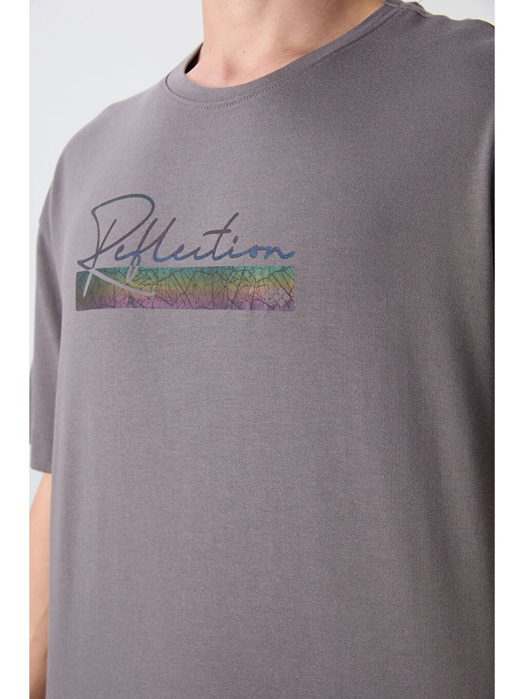 Koyu Gri Pamuklu Kalın Yumuşak Dokulu Oversize Fit Baskılı Erkek Tişört - 88334-2