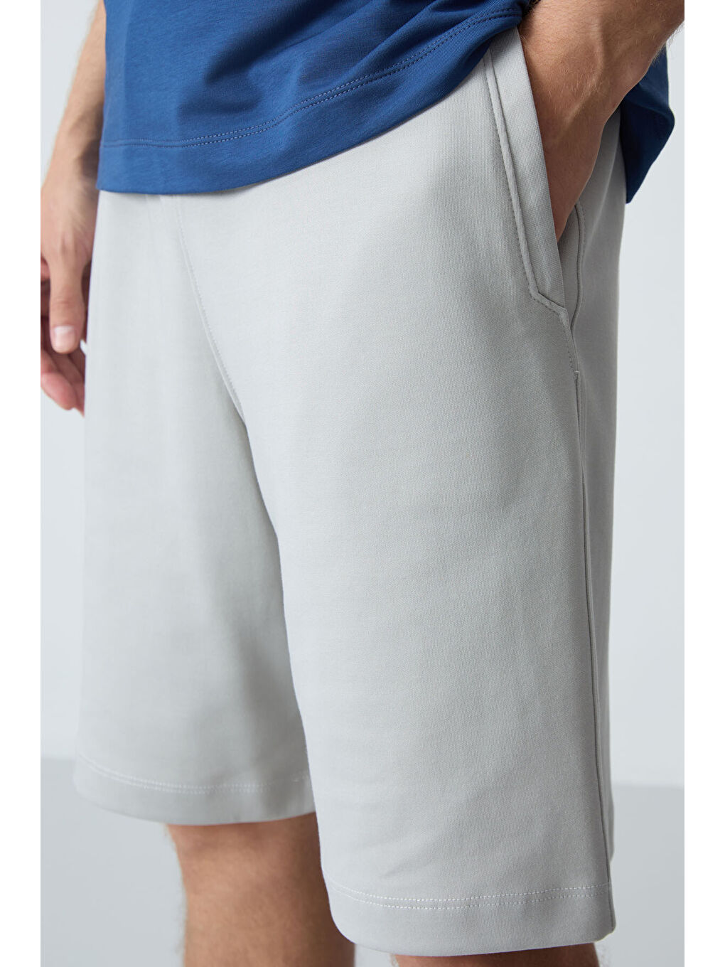 Bej Taş Pamuklu Kalın Yumuşak Dokulu Standart Fit Basic Erkek Şort  - 81275-2