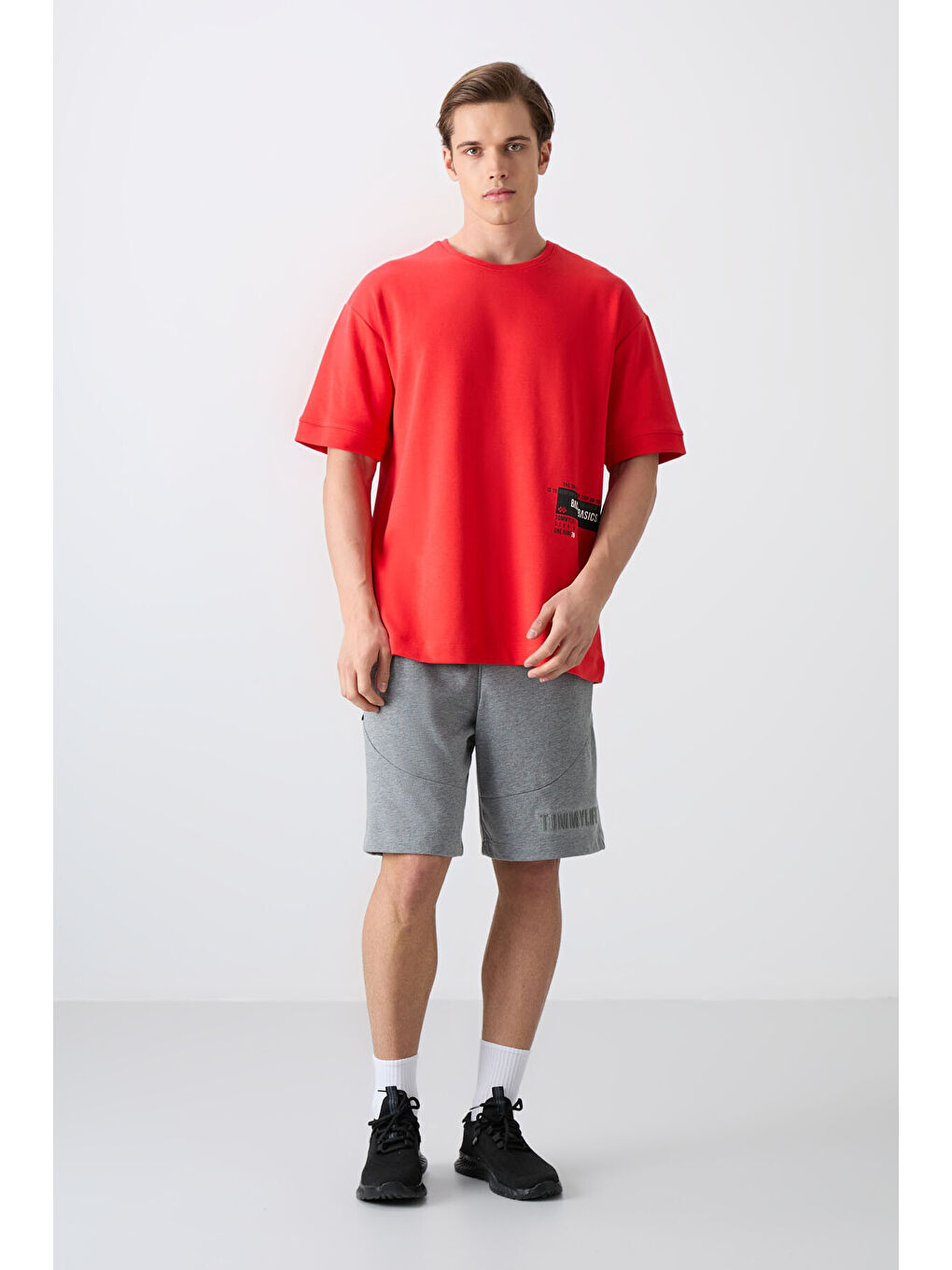 Kırmızı Pamuklu Kalın Yumuşak Dokulu Oversize Fit Baskılı Erkek Tişört - 88322-3