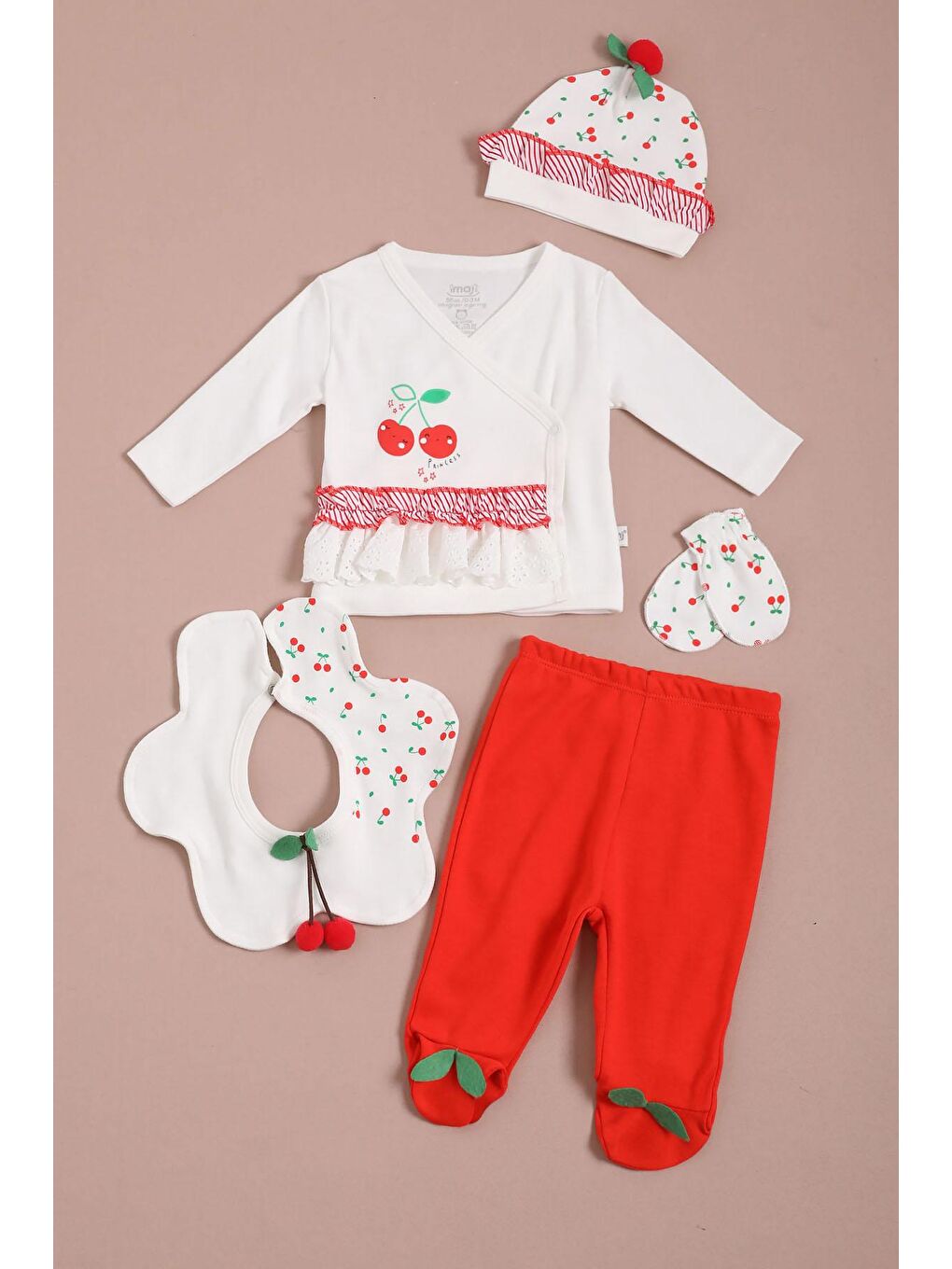 Kırmızı Kiraz Desenli Kız Bebek Patikli 5li Yenidoğan Zıbın Set 16121