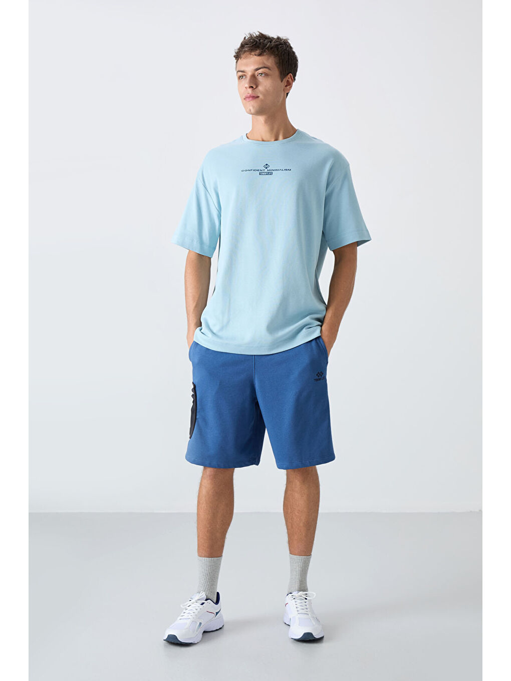 Açık Mavi Pamuklu Kalın Yumuşak Dokulu Oversize Fit Baskılı Erkek Tişört - 88321-2