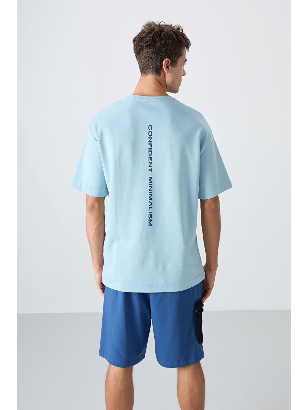 Açık Mavi Pamuklu Kalın Yumuşak Dokulu Oversize Fit Baskılı Erkek Tişört - 88321-4