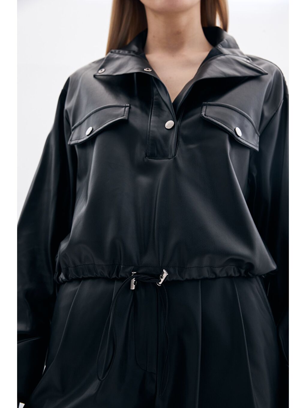 Büzgülü Deri Bluz - Siyah-4