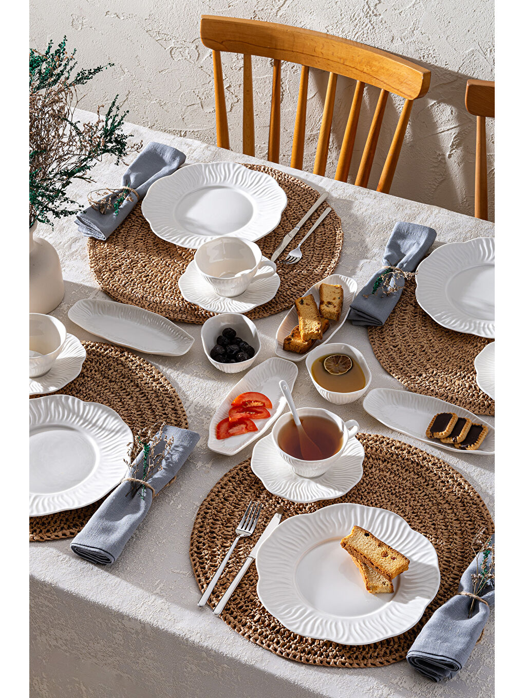 Beyaz Flowery Porselen 30 Parça Kahvaltı Takımı-2