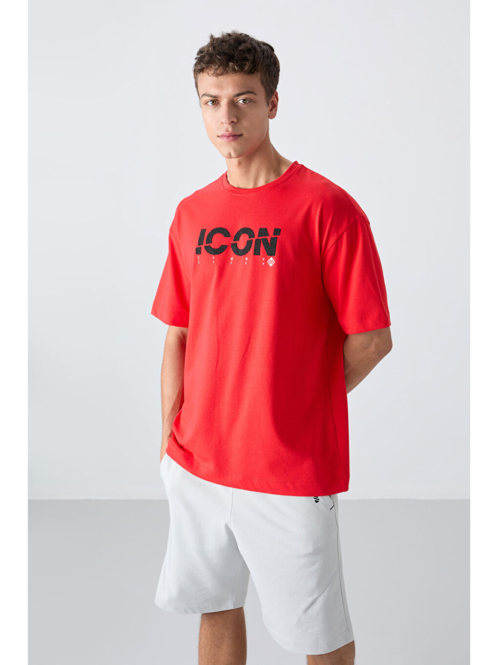 Kırmızı Pamuklu Kalın Yumuşak Dokulu Oversize Fit Baskılı Erkek Tişört - 88331