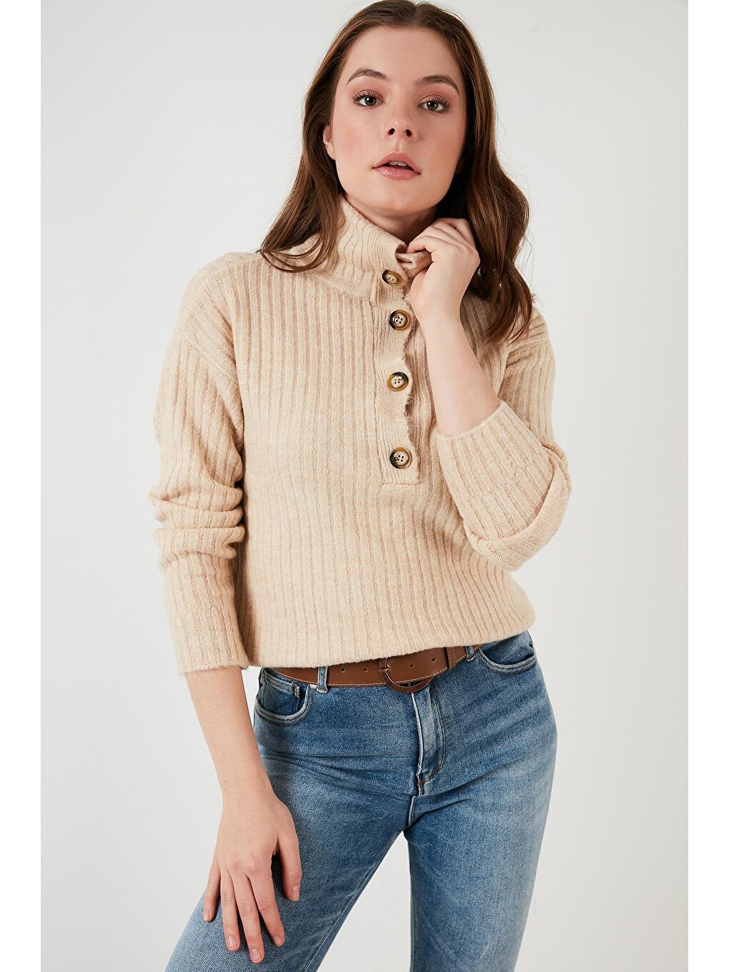 Bej Düğmeli Balıkçı Yaka Fitilli Kazak 4616020-3