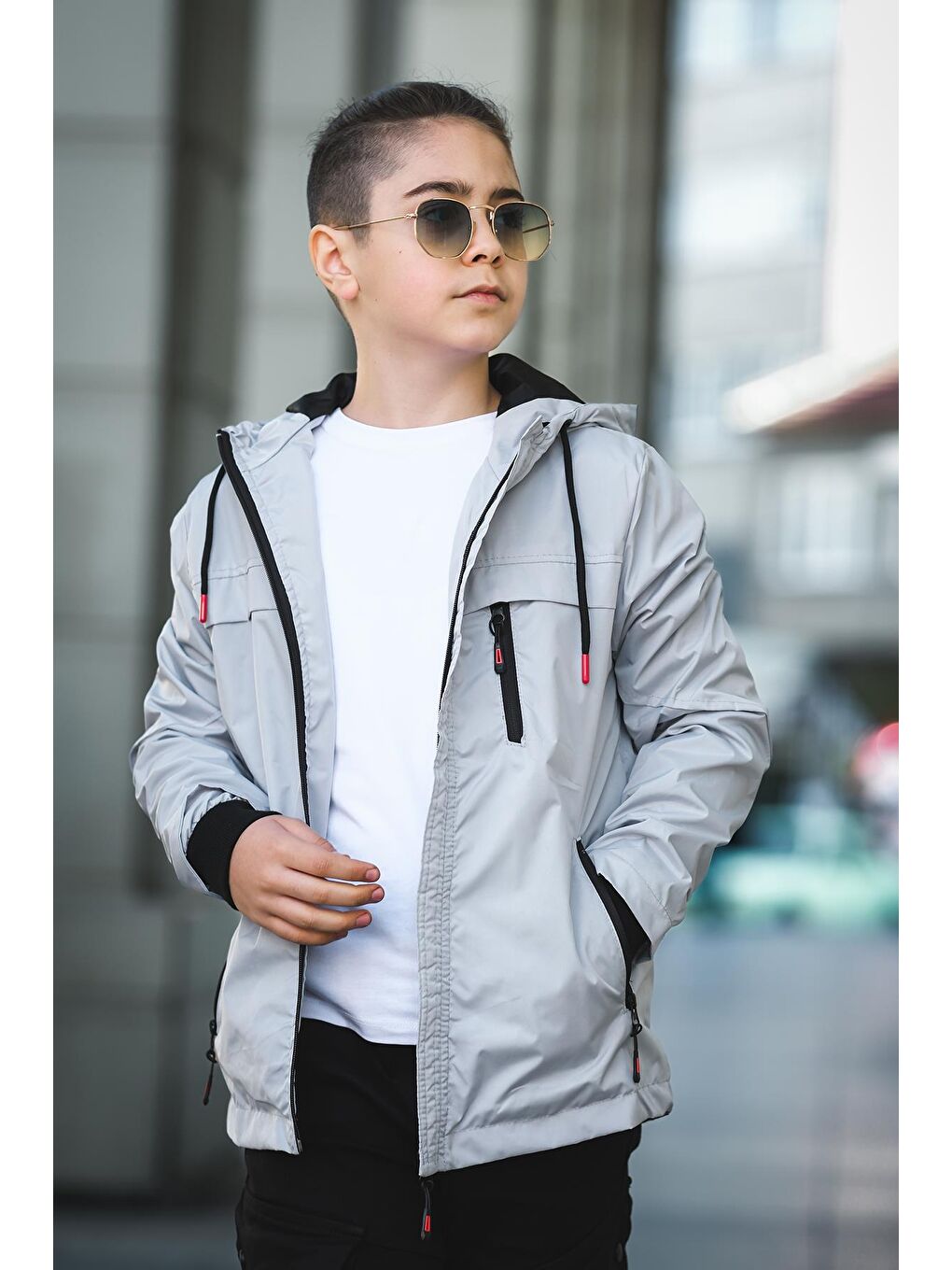 Gri Erkek Çocuk Kapüşonlu İçi Astarlı Cepli Mevsimlik Mont 2016-2