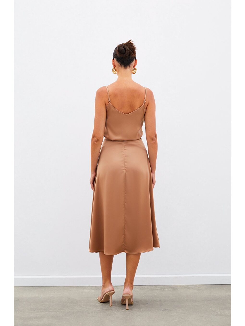 Kahverengi Midi Boy Saten Etek - Camel-5