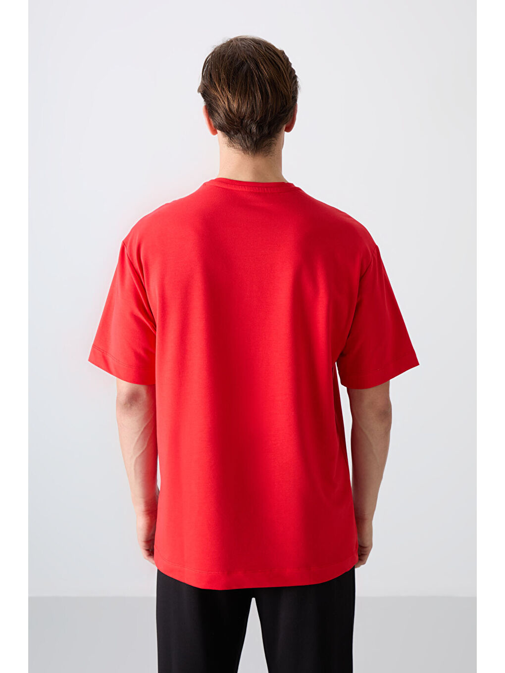 Kırmızı Fiesta Pamuklu Kalın Yumuşak Dokulu Oversize Fit Baskılı Erkek Tişört - 88344-4