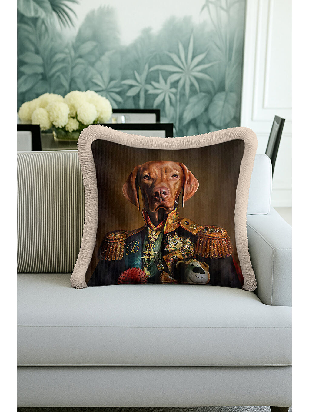 Karışık Asil Köpek Portre Saçaklı Yastık Kılıfı - Baron Figüratif Klasik Kahverengi Püsküllü Kırlent Kılıfı