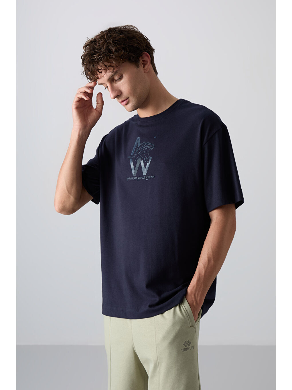 Lacivert Pamuklu Kalın Yumuşak Dokulu Oversize Fit Baskılı Erkek Tişört - 88332-3