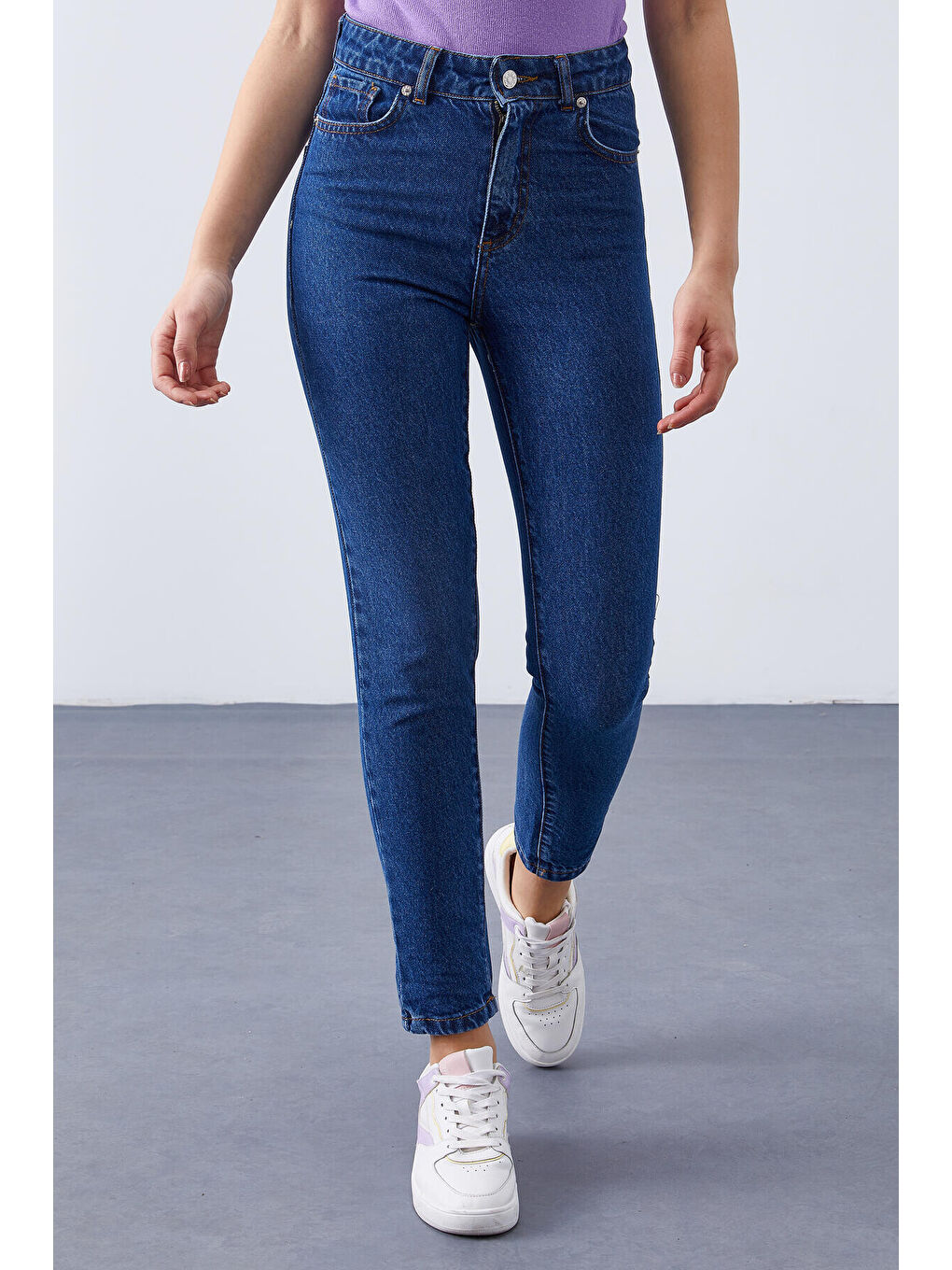 Açık Mavi Yüksek Bel Dar Kalıp Kadın Pantolon - 94612-1