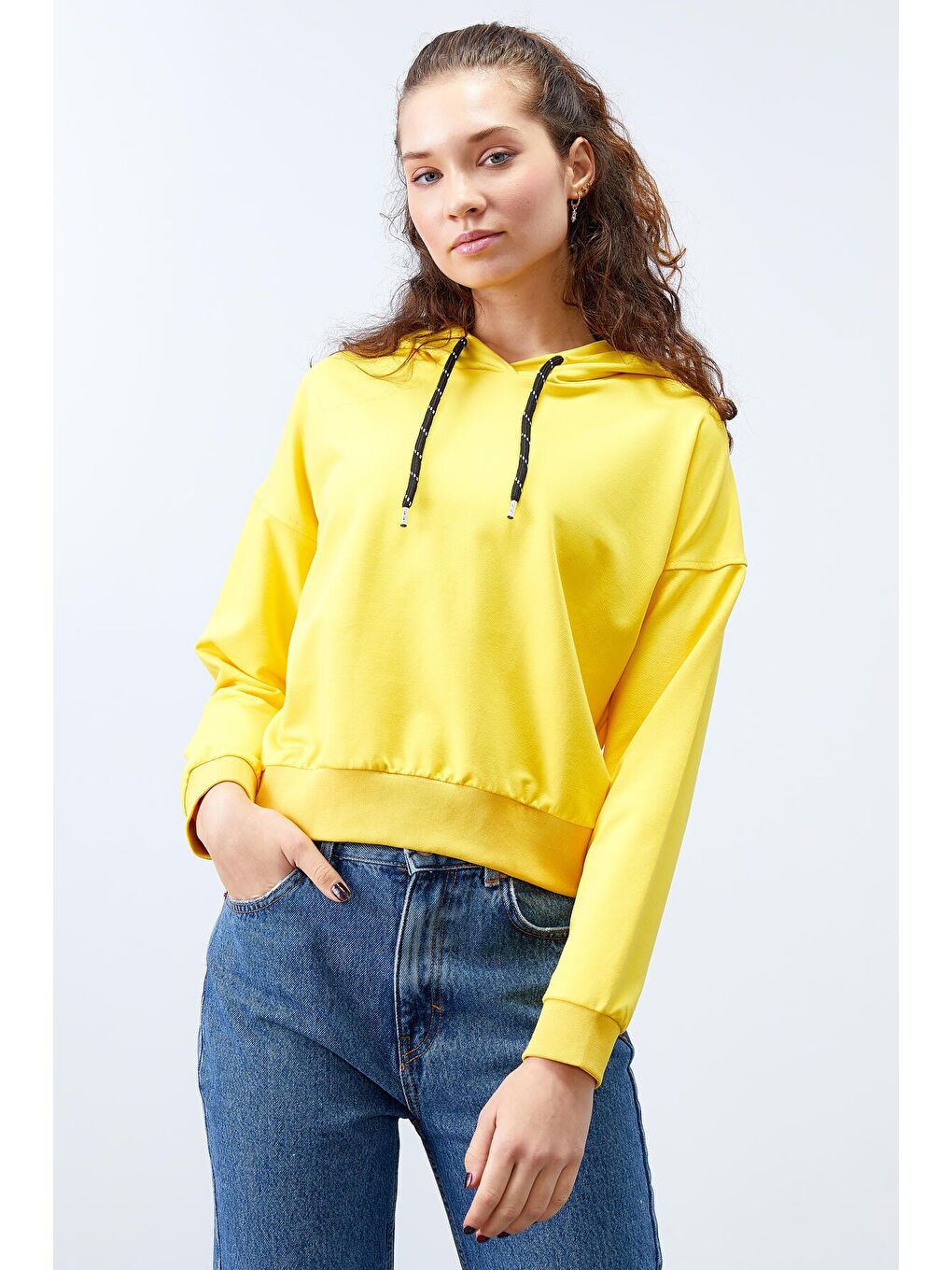 Sarı Uzun Kol Rahat Form Kapüşonlu Kadın Sweatshirt - 97115