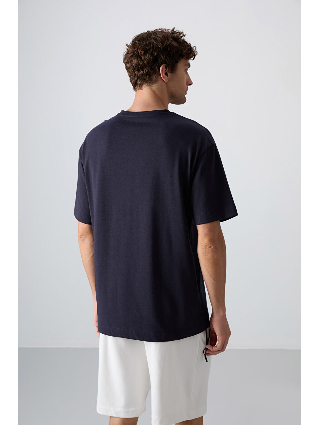 Lacivert Pamuklu Kalın Yumuşak Dokulu Oversize Fit Baskılı Erkek Tişört - 88331-4