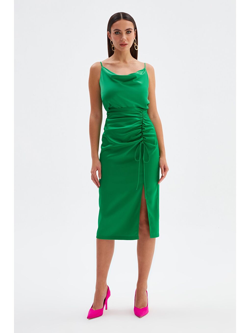 Yeşil Büzgü Detaylı Saten Etek - Zümrüt-3