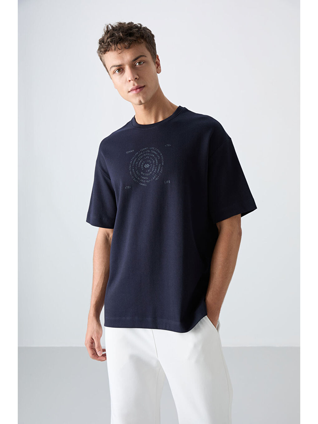 Lacivert Pamuklu Kalın Yumuşak Dokulu Oversize Fit Baskılı Erkek Tişört - 88324