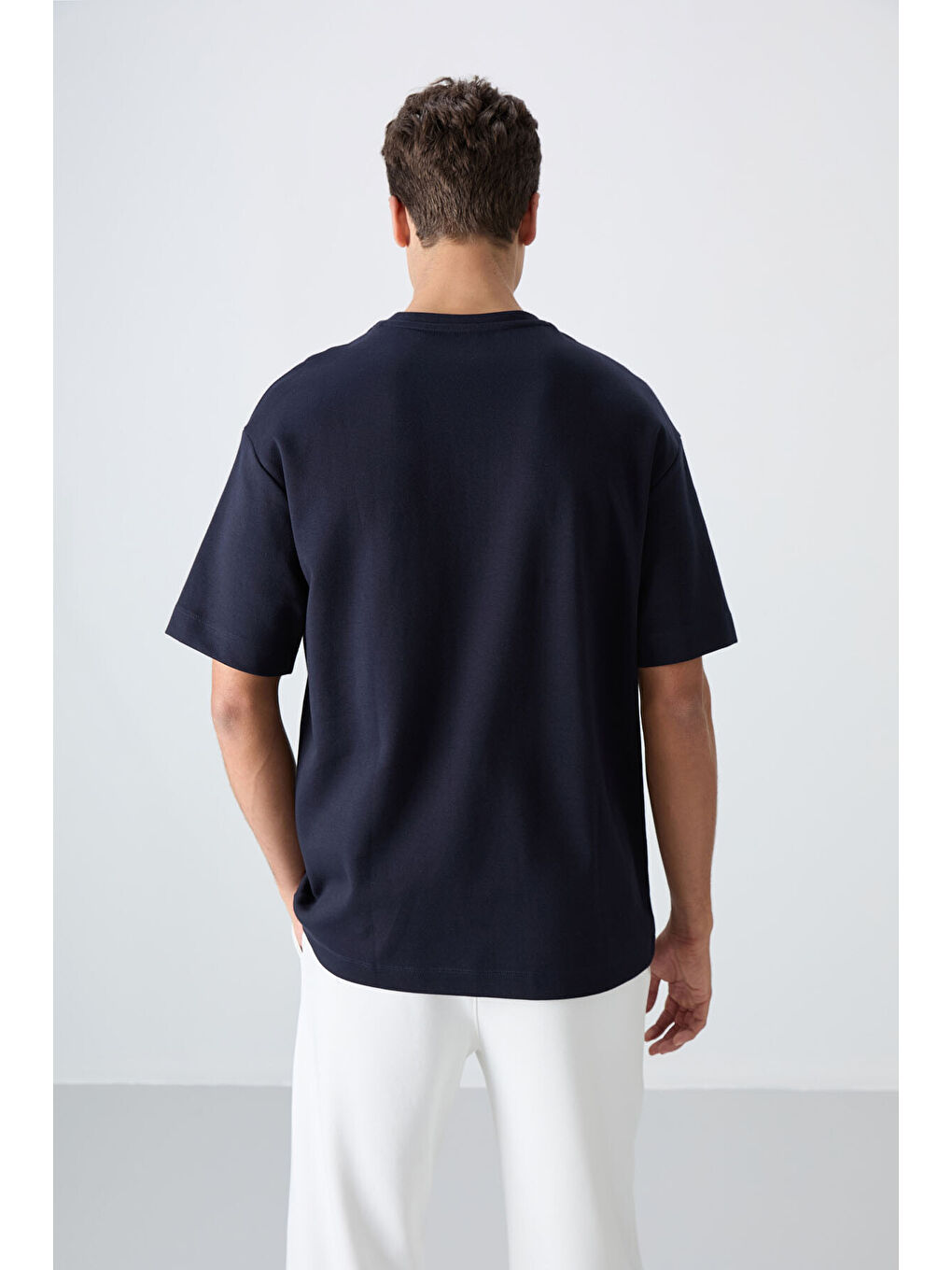 Lacivert Pamuklu Kalın Yumuşak Dokulu Oversize Fit Baskılı Erkek Tişört - 88324-4