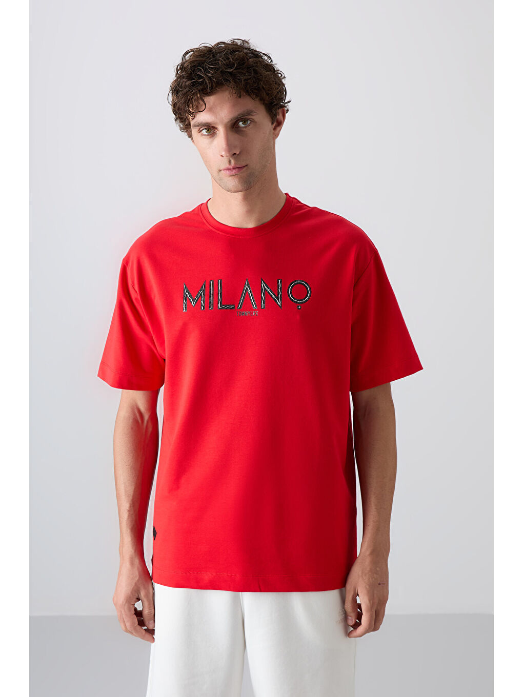 Kırmızı Fiesta Pamuklu Kalın Yumuşak Dokulu Oversize Fit Baskılı Erkek Tişört - 88345-3