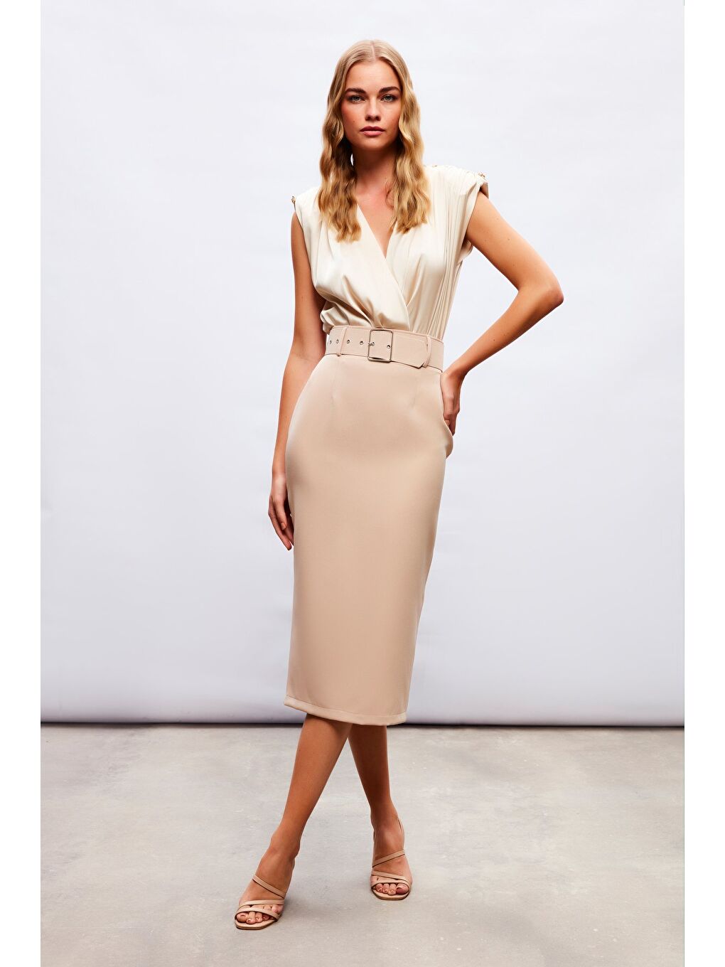 Kemerli Kalem Etek - Bej-1