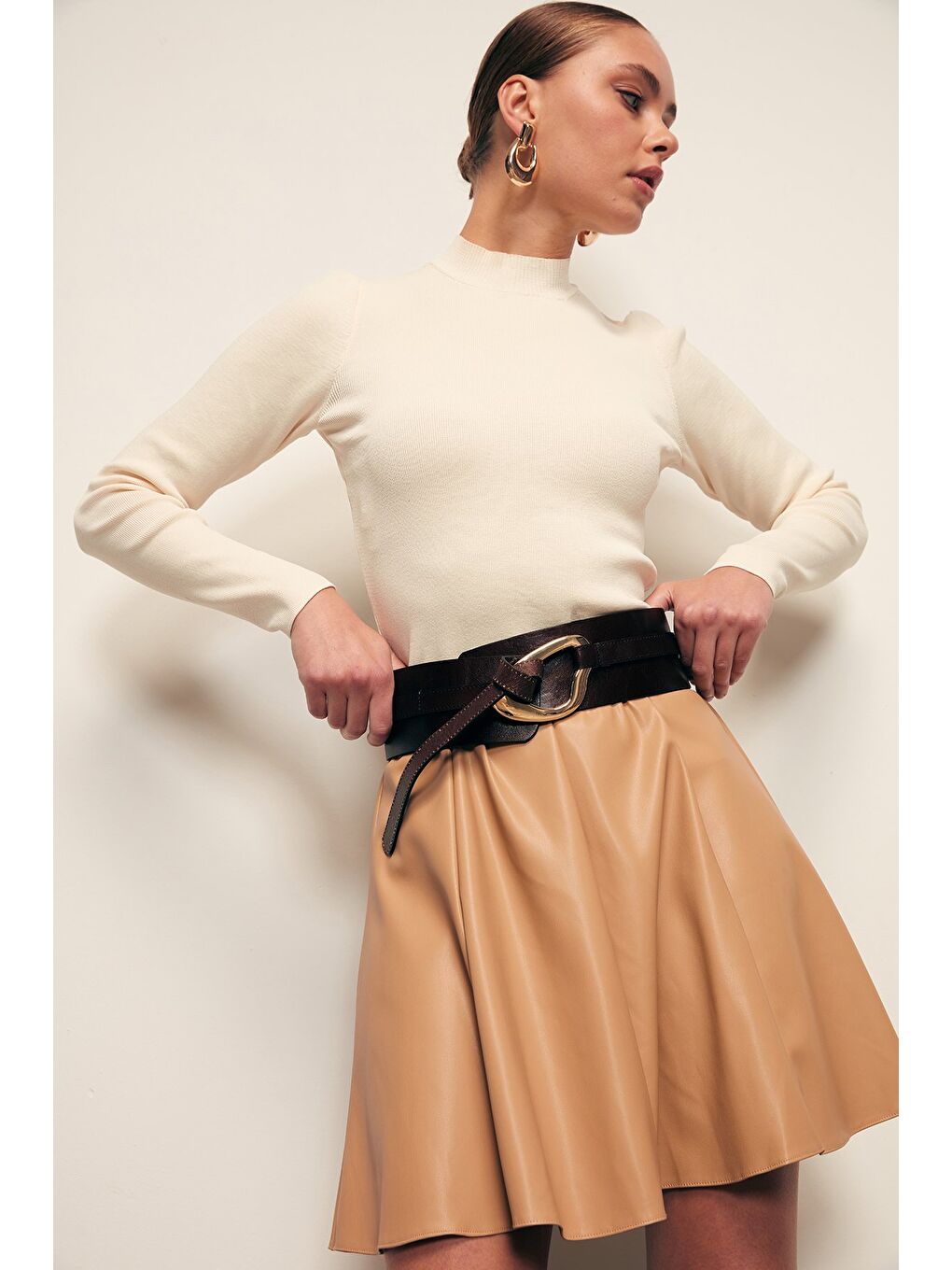 Kahverengi Mini Deri Etek - Camel-3
