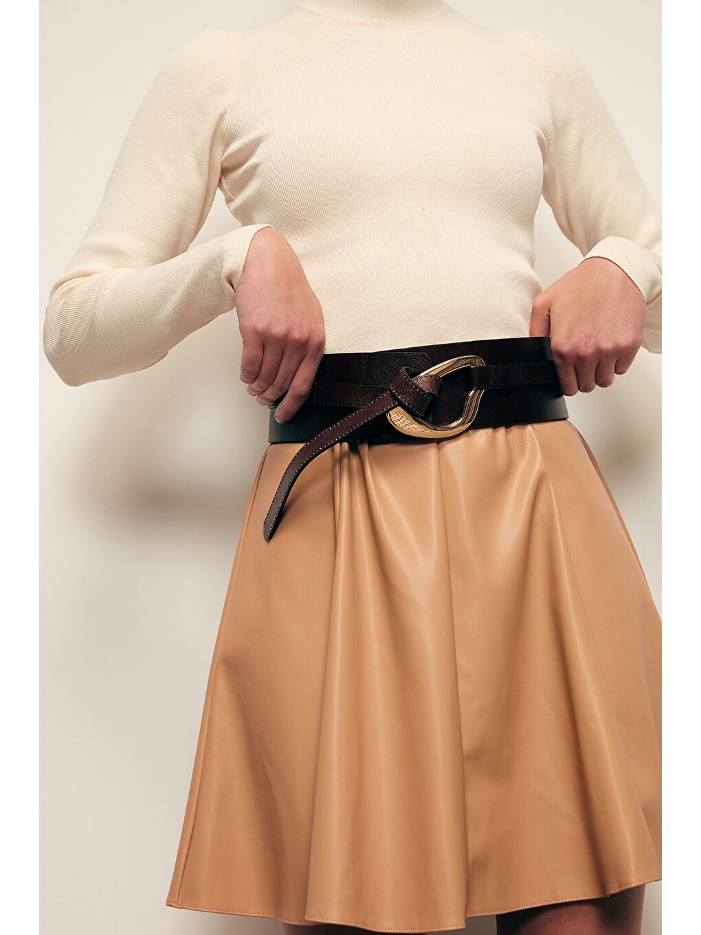 Kahverengi Mini Deri Etek - Camel-4