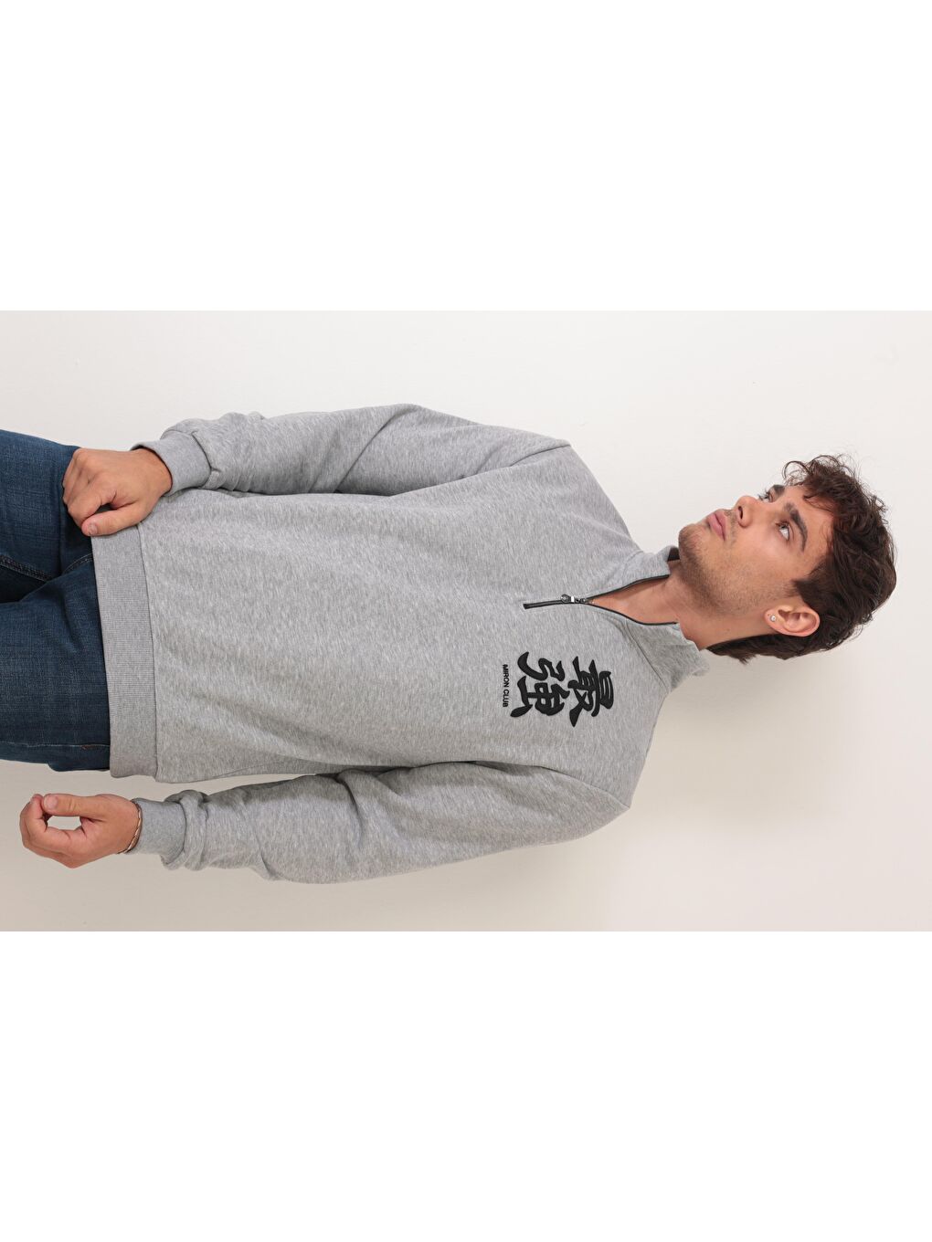 Miron Gri Üç İplik Fermuarlı Nakış Detaylı Regular Fit Sweatshirt - 1