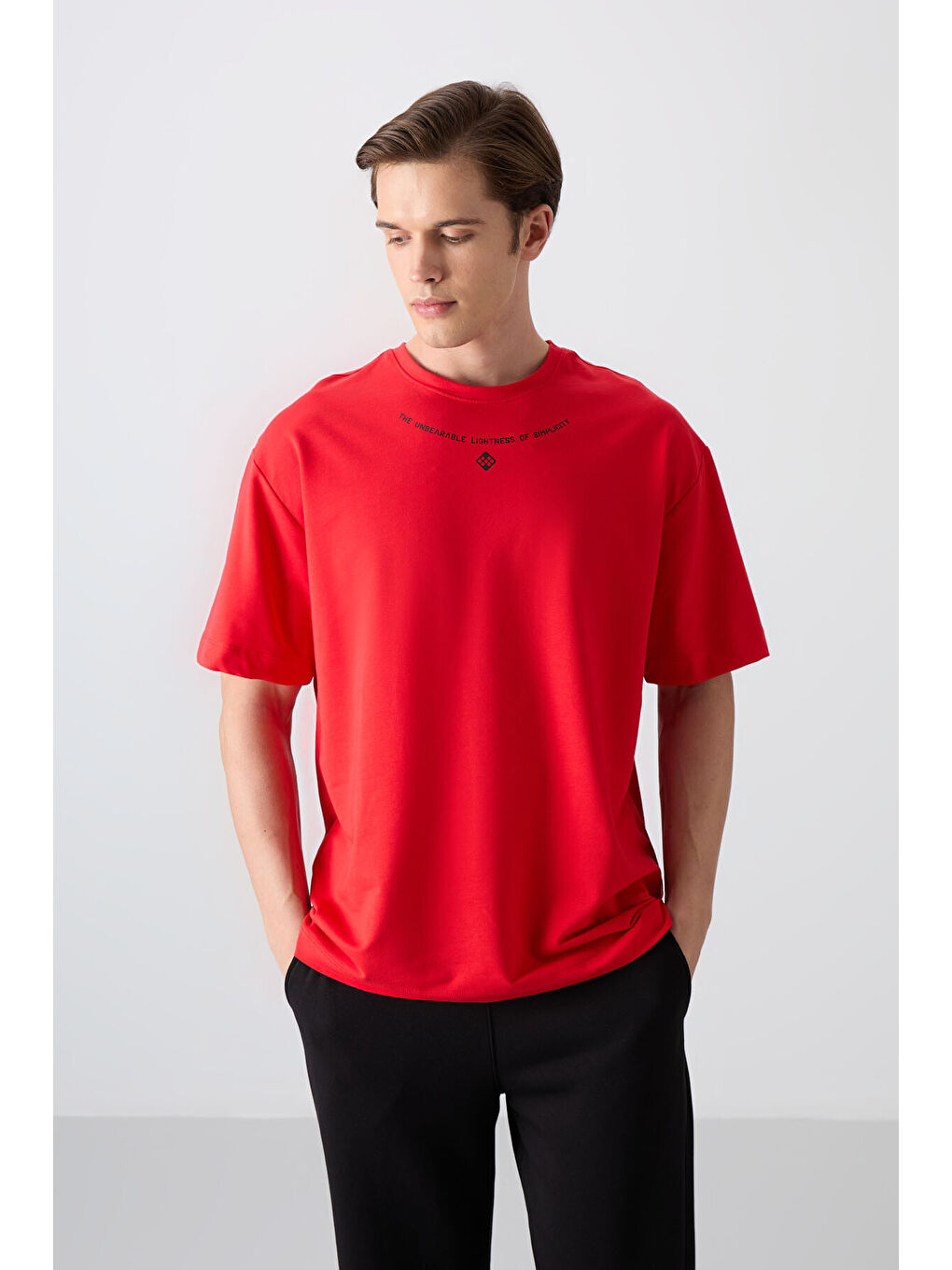 Kırmızı Fiesta Pamuklu Kalın Yumuşak Dokulu Oversize Fit Baskılı Erkek Tişört - 88343