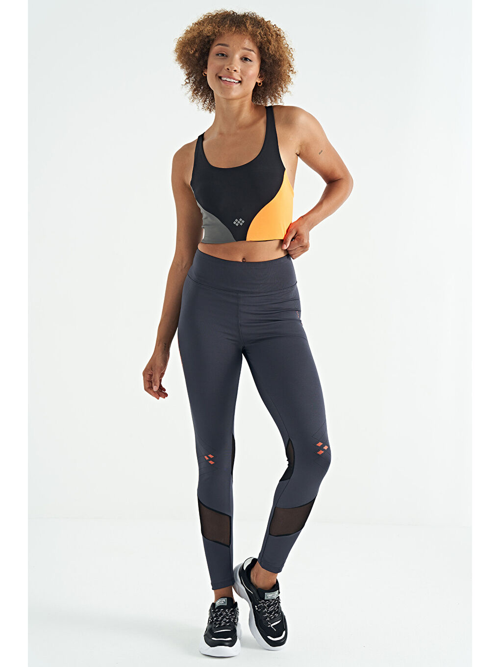 Siyah Logo Baskılı Renk Bloklu Sırt Çapraz Detaylı Dalgıç Kumaş Kadın Büstiyer - 97260-3