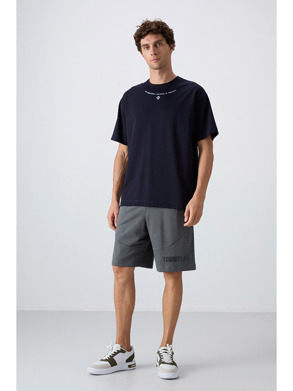 Lacivert Pamuklu Kalın Yumuşak Dokulu Oversize Fit Baskılı Erkek Tişört - 88343-2