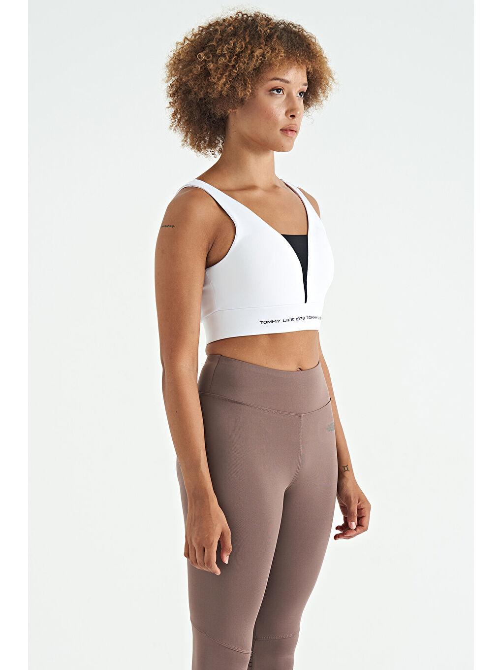 Beyaz Yazı Baskılı Renk Bloklu Dar Kalıp Dalgıç Kumaş Kadın Büstiyer - 97271-4