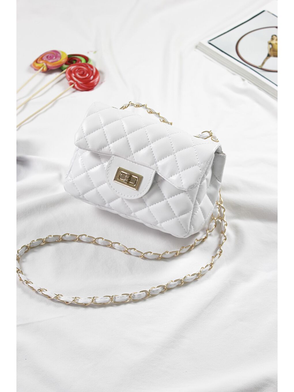 Beyaz Uzun Askılı Çapraz Kadın Çantası Rosella