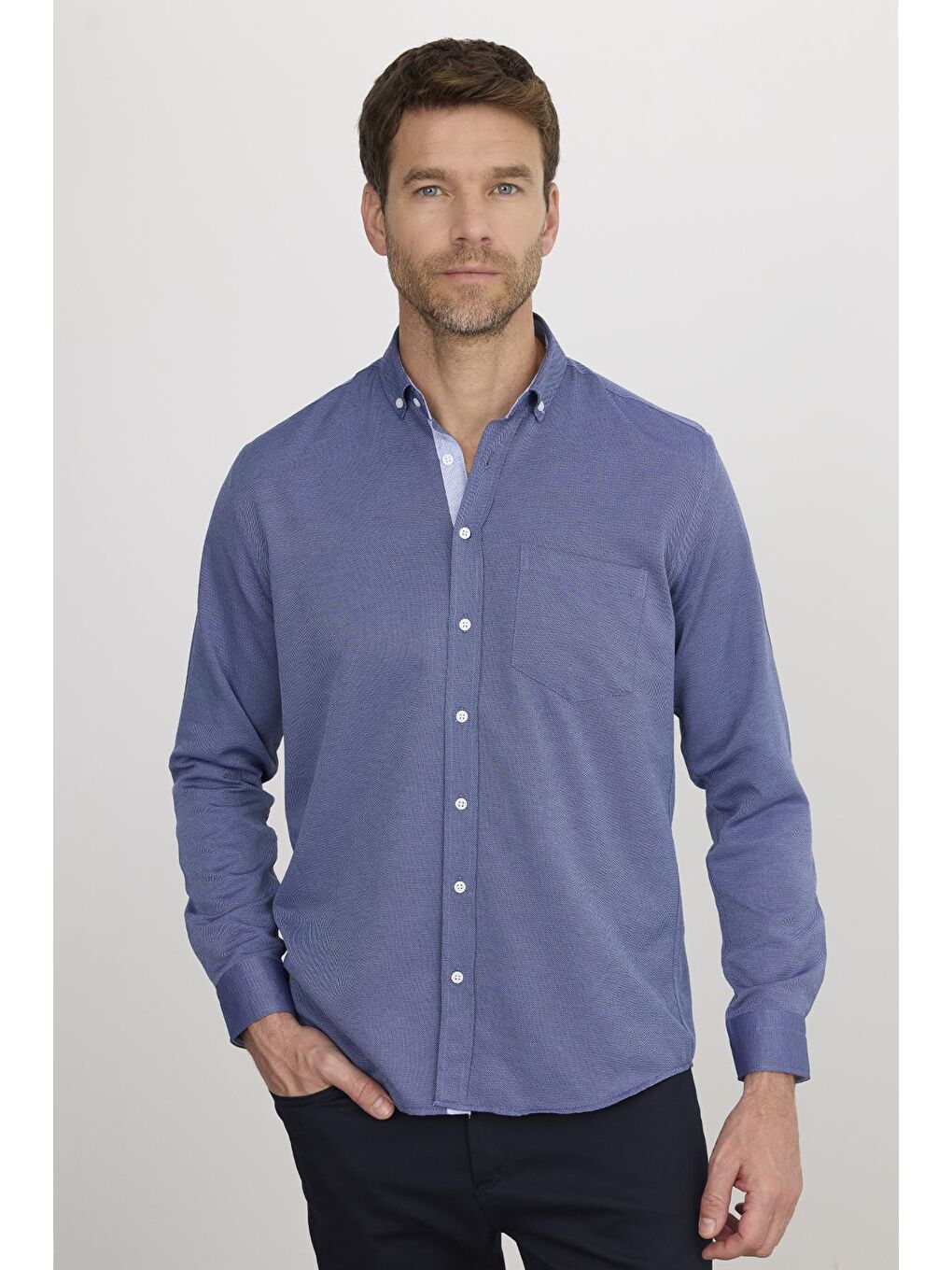 Lacivert Erkek Regular Fit Klasik Kesim Düğmeli Yaka Pamuklu Kolay Ütü Oxford Düz Gömlek