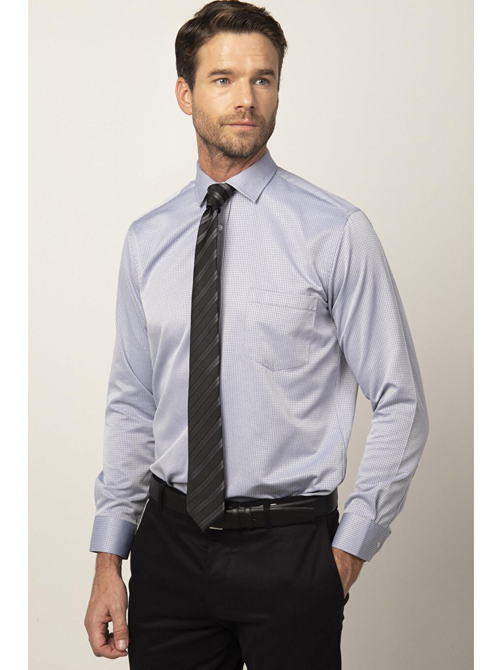 Erkek Regular Fit Klasik Kesim Pamuklu Kolay Ütü Armürlü Gri Gömlek-2