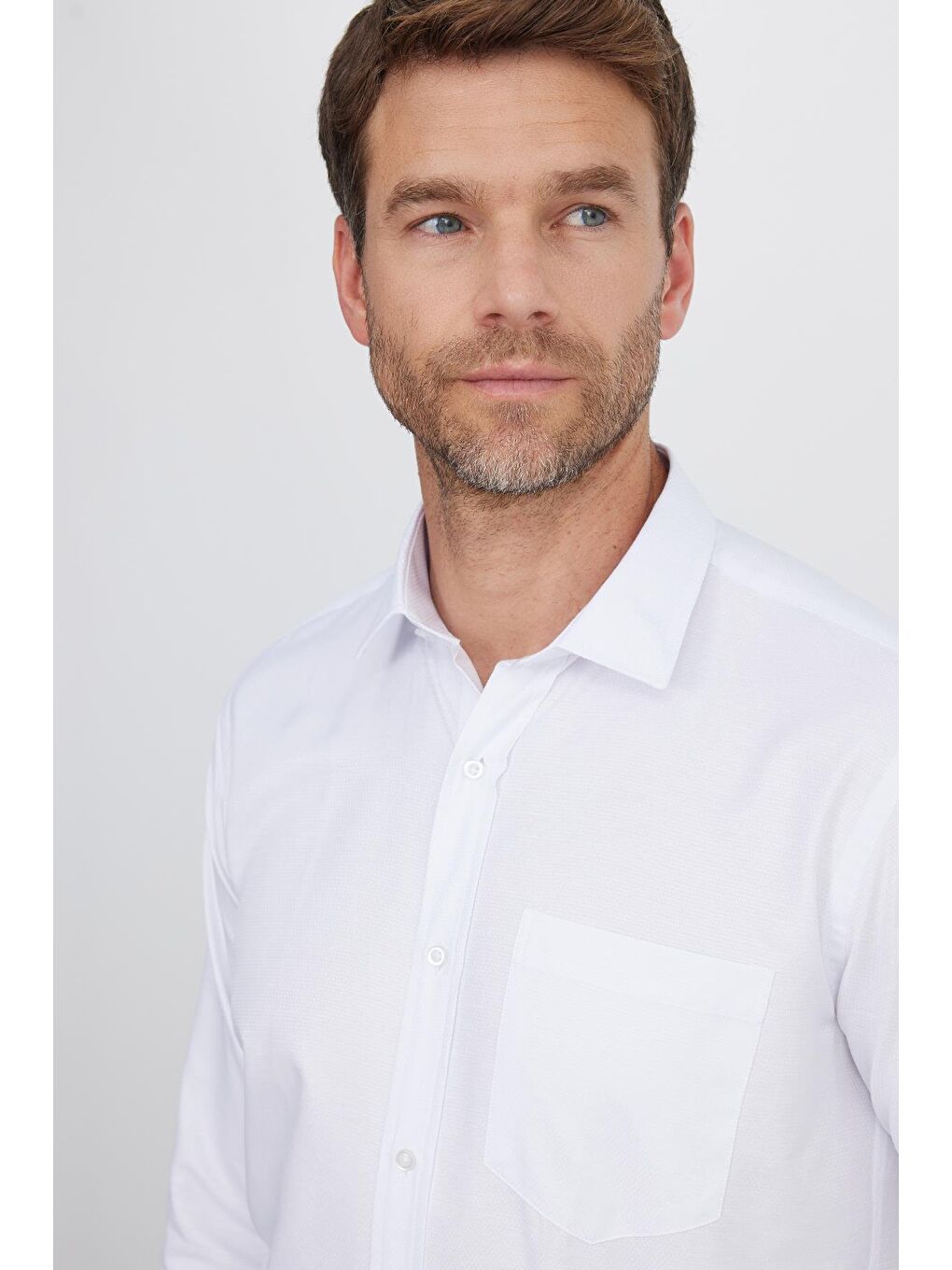 Erkek Regular Fit Klasik Kesim Pamuklu Kolay Ütü Armürlü Beyaz Gömlek-1