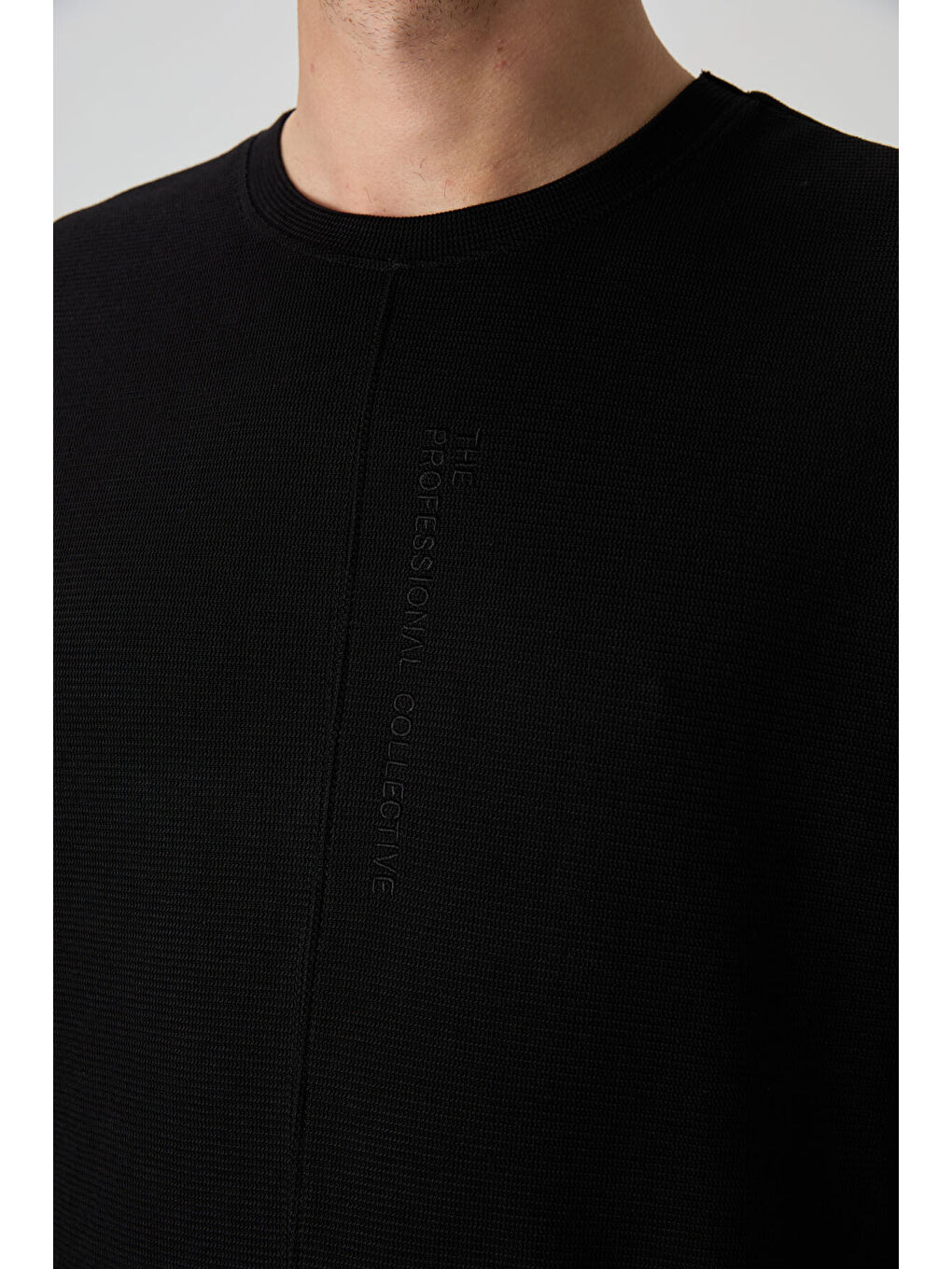 Siyah Pamuklu Kalın Yüzeyi Dokulu Oversize Fit Basic Erkek Tişört - 88337-2