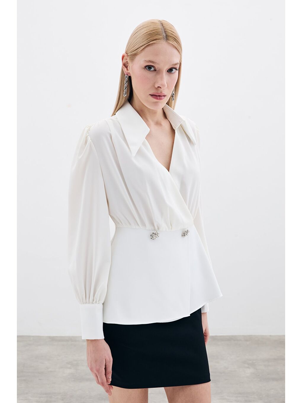 Gömlek Yakalı Bluz - Ekru-3