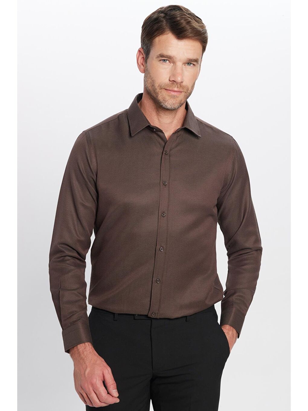 Kahverengi Modern Slim Fit Uzun Kollu Pamuklu Kolay Ütü Armürlü Erkek Kahve Gömlek-1