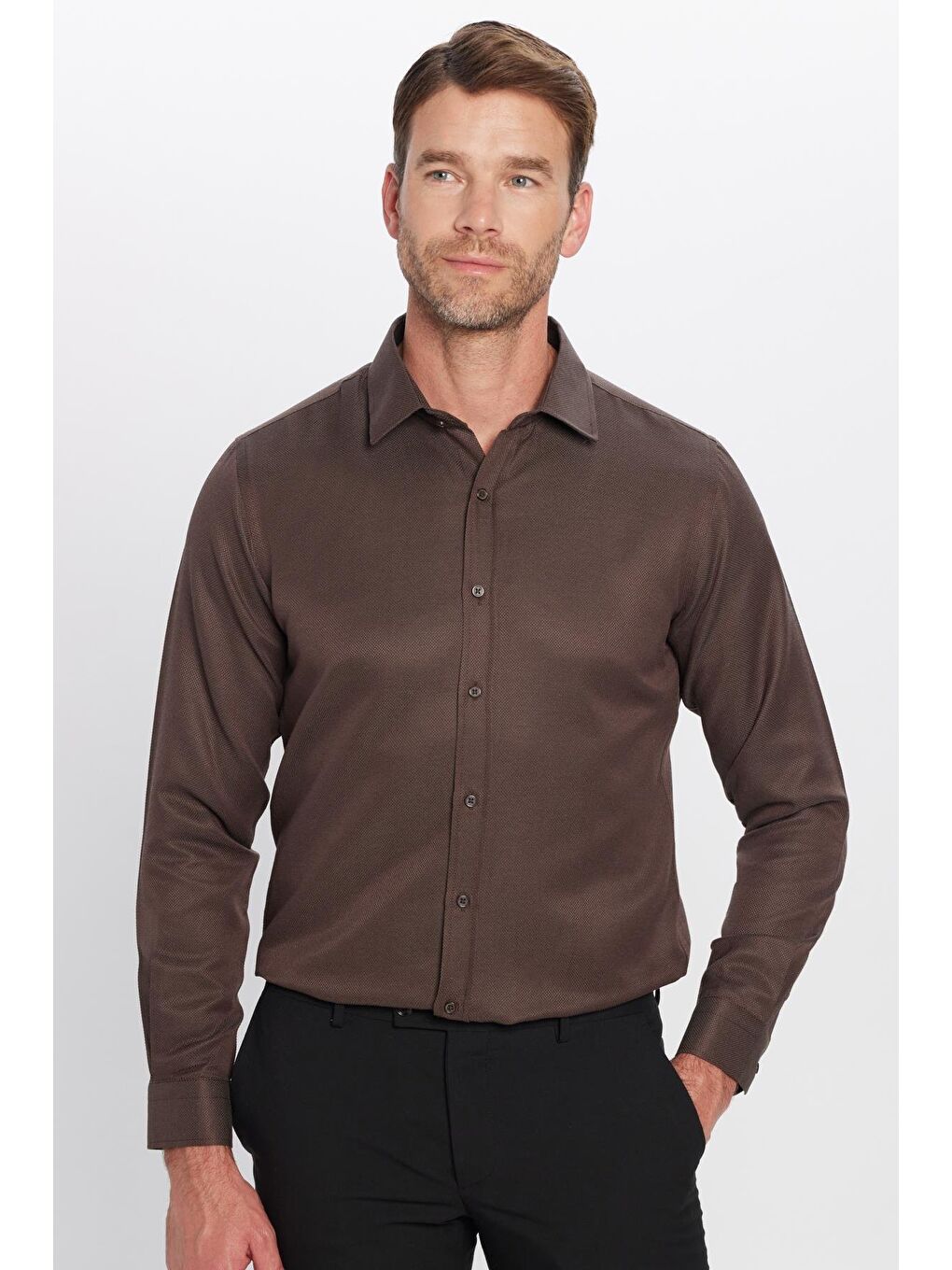 Kahverengi Modern Slim Fit Uzun Kollu Pamuklu Kolay Ütü Armürlü Erkek Kahve Gömlek-2