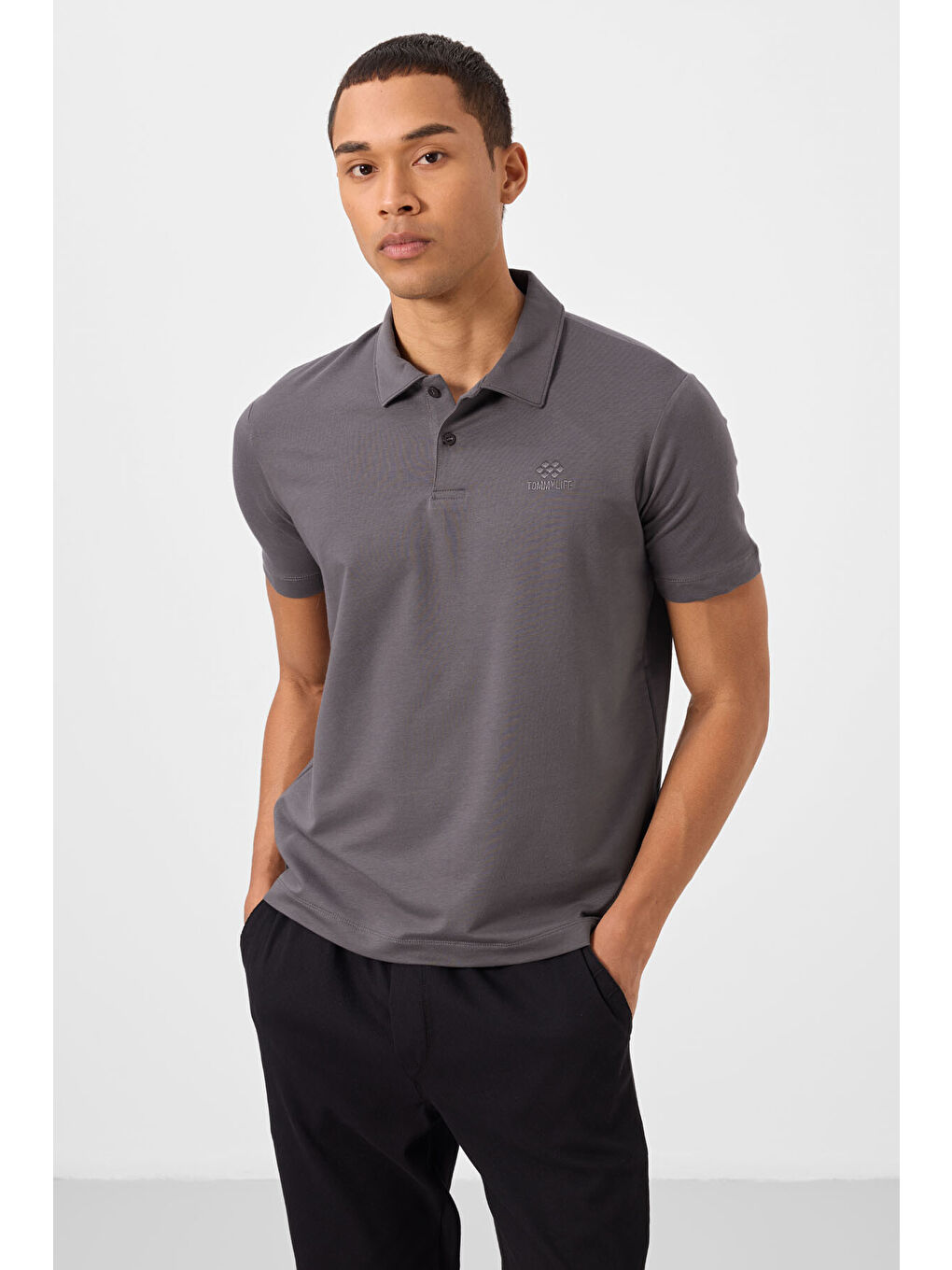 Koyu Gri Basic Logolu Standart Kalıp Triko Polo Yaka Erkek Tişört - 87748