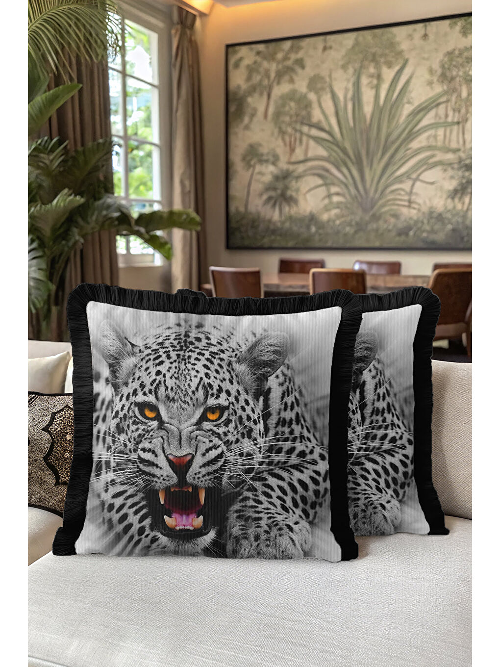 Karışık Vahşi Leopar Figürlü Saçaklı Yastık Kılıfı - Safari Temalı Modern Siyah Püsküllü Kırlent Kılıfı-5
