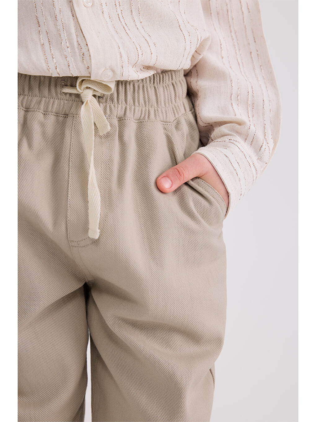 Erkek Çocuk Bej Pantolon-1