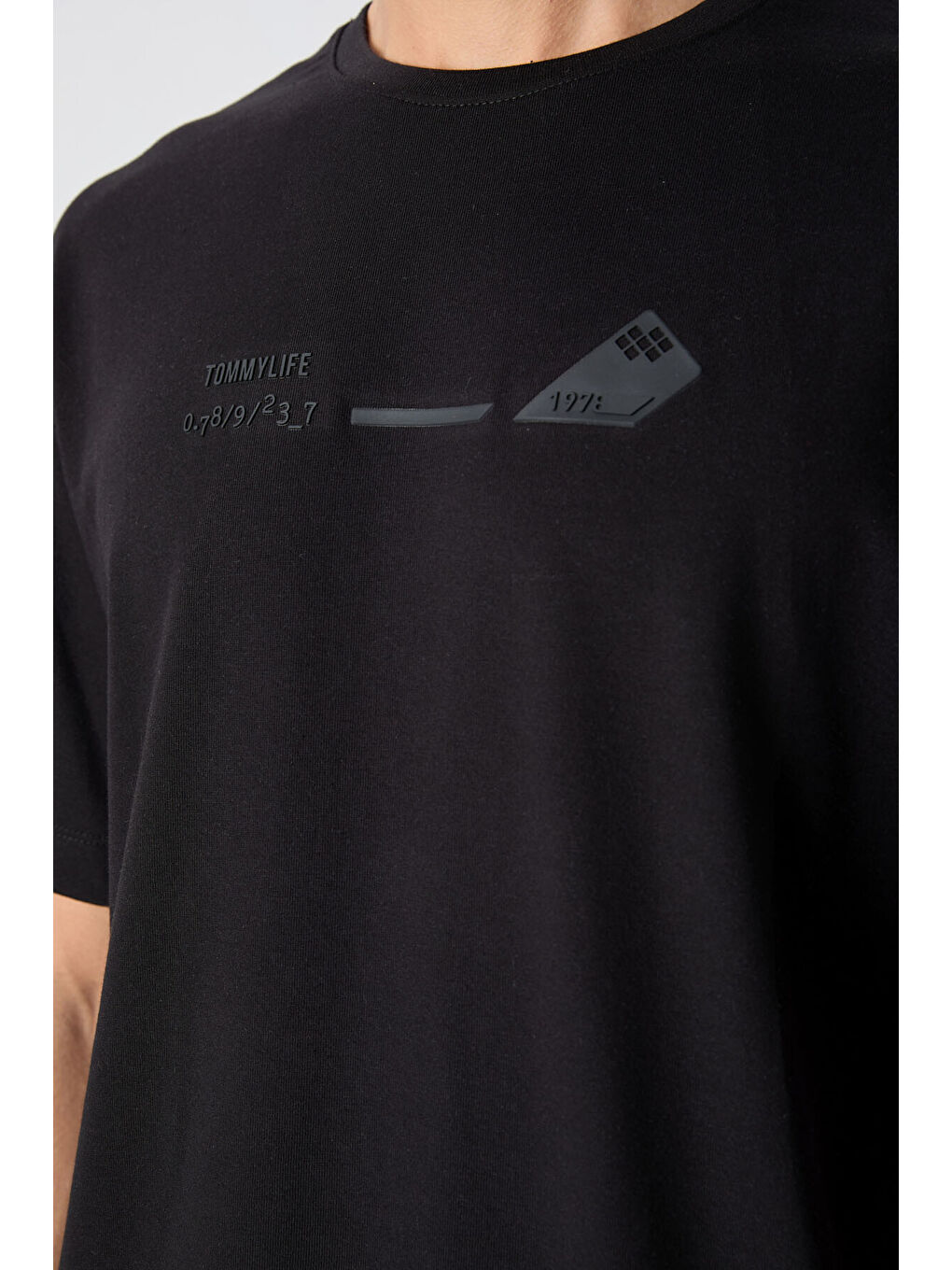 Siyah Pamuklu Kalın Yumuşak Dokulu Oversize Fit Baskılı Erkek Tişört - 88330-2